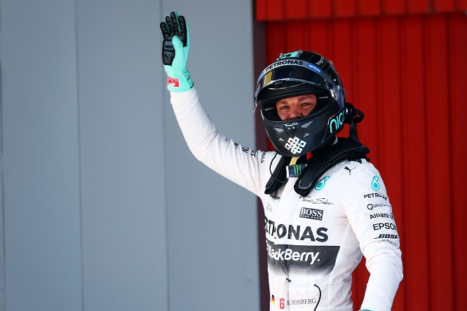 F1 | Rosberg risponde a Hamilton, Ferrari a galla con Vettel