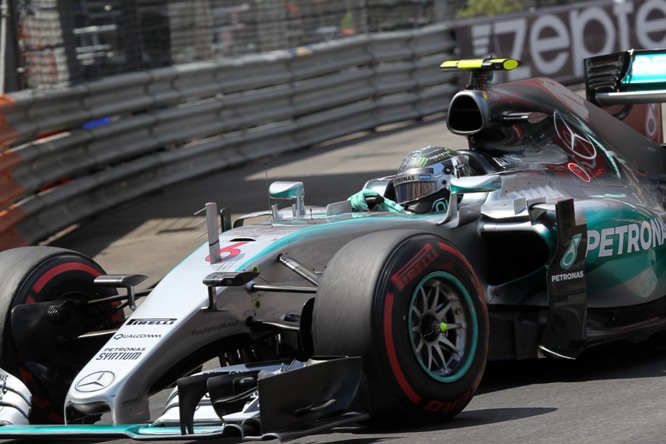 25.05.2015- Race, Nico Rosberg (GER) Mercedes AMG F1 W06