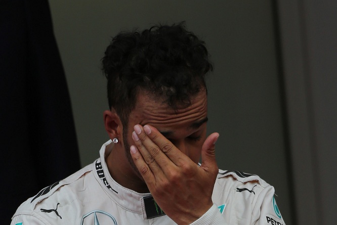 F1 | Wolff: “Decisione presa con Lewis, si riprenderà presto”