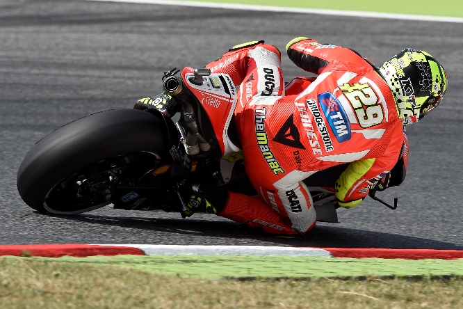 Iannone Race Barcellona 2015