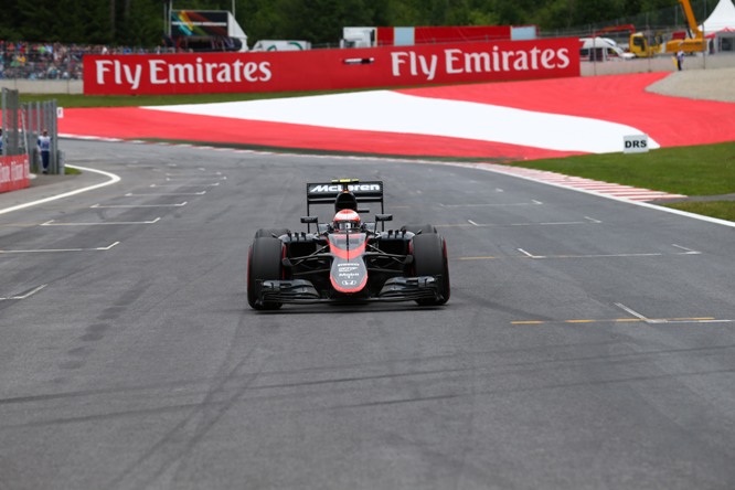 21.06.2015- Race, Jenson Button (GBR) McLaren Honda MP4-30