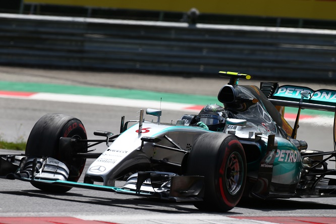 F1 | Mercedes: una vittoria di frizione per Rosberg. Power unit al top