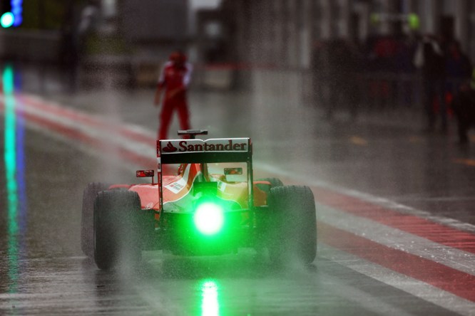 Antonio Fuoco (ITA) Ferrari SF15-T in the heavy rain.23.06.2015.