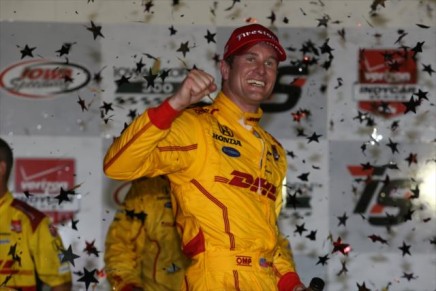 Hunter-Reay IndyCar victory lane Iowa 2015