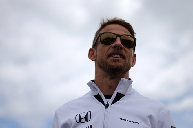 F1 | Button: “Nel 2015 abbiamo guidato con uno stile differente”