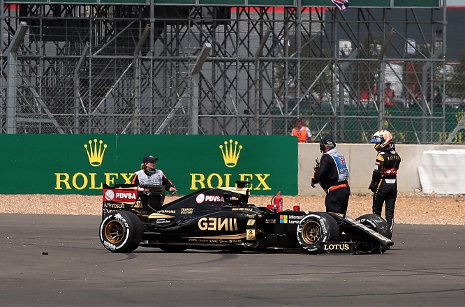 F1 | Lotus: Grosjean e Maldonado eliminati al primo giro da Ricciardo