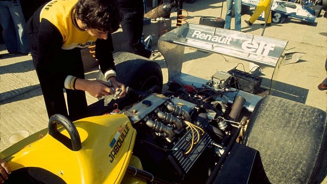 Renault RS01 SIlverstone 1977 foto 3