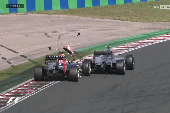 Ricciardo (Red Bull) Rosberg (Mercedes) Ungheria 2015