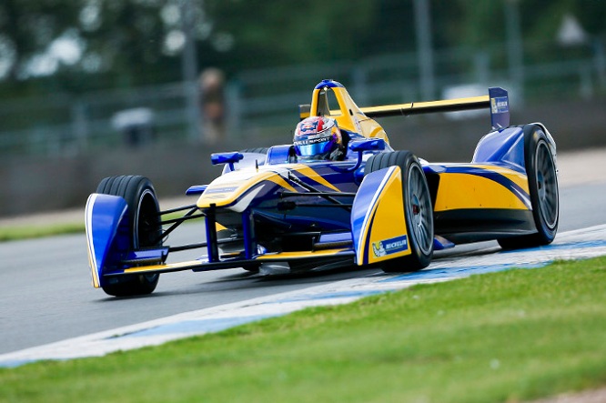 Formula E | Test Donington, Day-2. Buemi record. Trulli in difficoltà