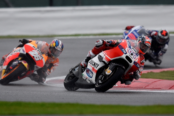 Dovizioso Race Silverstone 2015