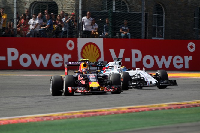 F1 | Red Bull. Ricciardo sfortunato, Kvyat ottimo quarto