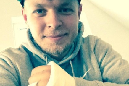Kevin Magnussen braccio rotto McLaren 2015