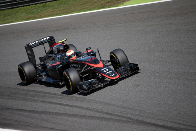 05.09.2015 - Qualifying, Jenson Button (GBR) McLaren Honda MP4-30