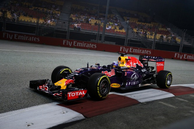 18.09.2015 - Free Practice 1, Daniel Ricciardo (AUS) Red Bull Racing RB11