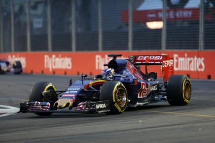 18.09.2015 - Free Practice 1, Max Verstappen (NED) Scuderia Toro Rosso STR10