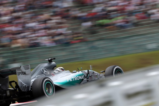 26.09.2015 - Free Practice 3, Lewis Hamilton (GBR) Mercedes AMG F1 W06