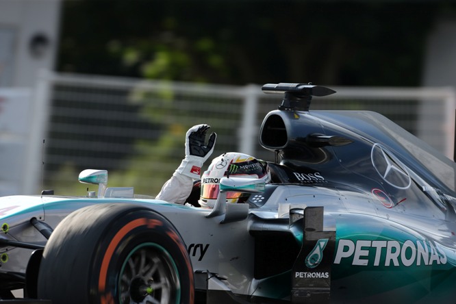 27.09.2015 - Race, Lewis Hamilton (GBR) Mercedes AMG F1 W06 waves to the fans