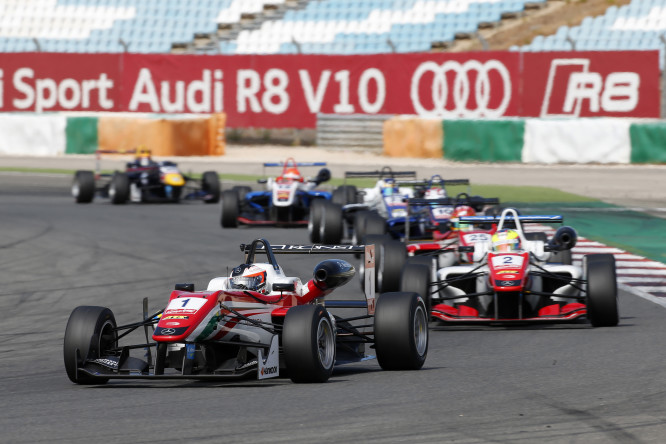 FIA Formula 3 European Championship, round 9, race 3, Portimão (POR)