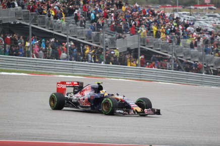 25.10.2015- Race, Carlos Sainz Jr (ESP) Scuderia Toro Rosso STR10