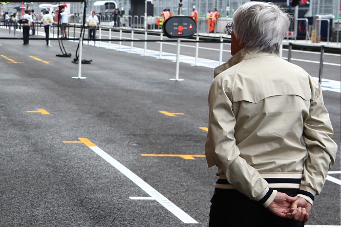 F1 could be sold before 2016 season &#8211; Ecclestone