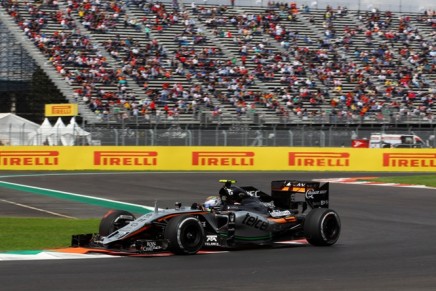 30.10.2015 - Free Practice 1, Sergio Perez (MEX) Sahara Force India F1 VJM08