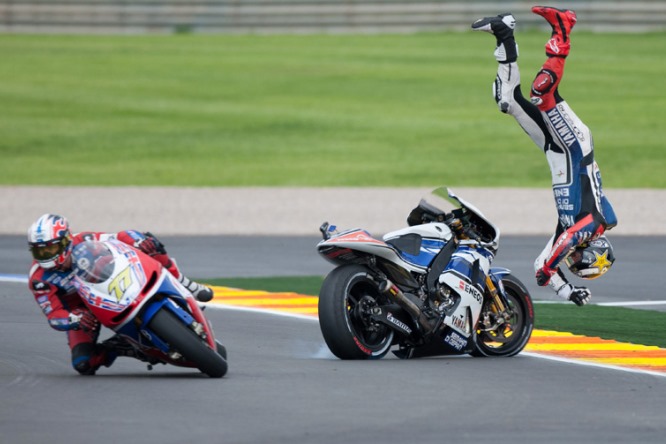 Lorenzo-Ellison-crash-2012-Valencia