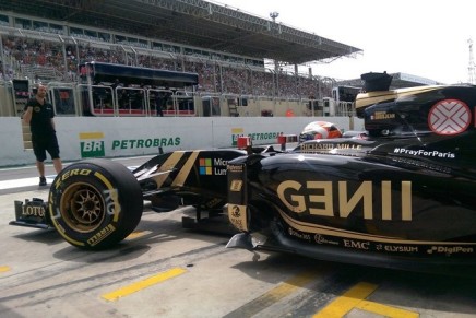 Lotus Grosjean PrayForParis Brasile 2015