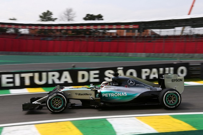 13.11.2015 - Free Practice 1, Lewis Hamilton (GBR) Mercedes AMG F1 W06