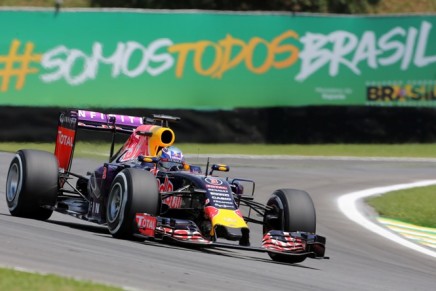 14.11.2015 - Free Practice 3, Daniel Ricciardo (AUS) Red Bull Racing RB11