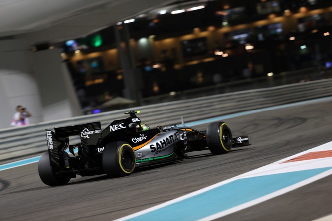 27.11.2015 - Free Practice 2, Sergio Perez (MEX) Sahara Force India F1 VJM08