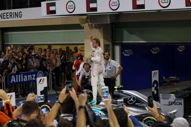 29.11.2015 - Race, Nico Rosberg (GER) Mercedes AMG F1 W06 race winner