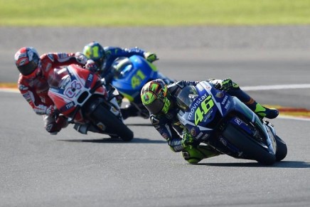 Rossi Dovizioso Espargaro MotoGP Valencia 2015