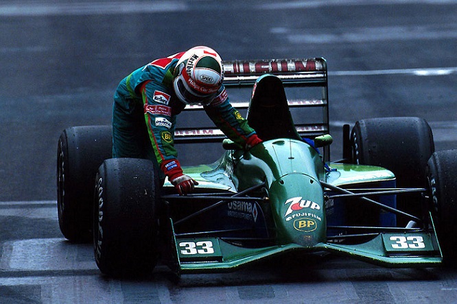 f1-134 foto7 De Cesaris Jordan 1991