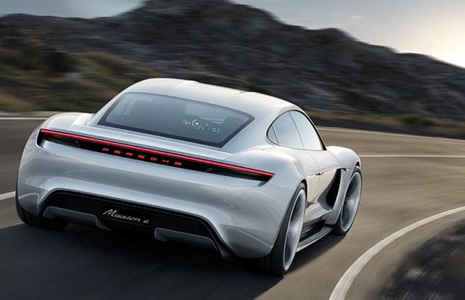 porsche-green-light-for-mission-e-high_mission_e_concept_car_2015_porsche_ag-6