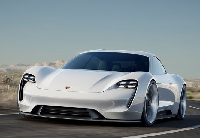 porsche-green-light-for-mission-e-high_mission_e_concept_car_2015_porsche_ag-9