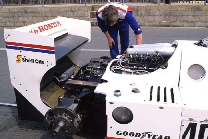 Spirit-Honda-201-1983-motore