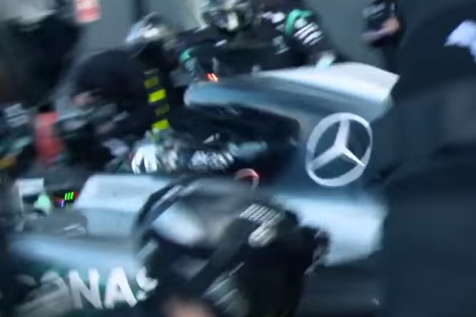 Mercedes__W07