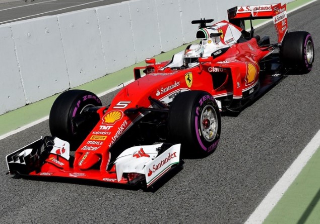 Vettel Test Barcellona Pirelli UltraSoft