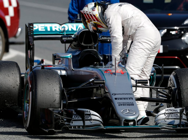 Hamilton test Barcellona Mercedes