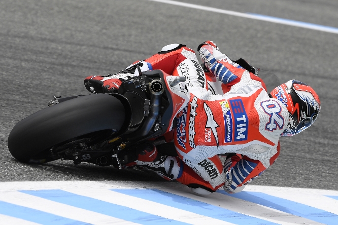 MotoGP | Jerez: Dovizioso in seconda fila, Iannone in quarta