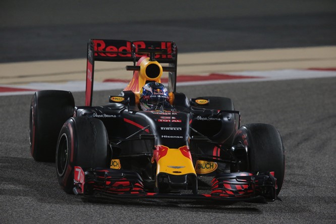 F1 | Red Bull, Ricciardo: “Button un giro incredibile, noi bene”