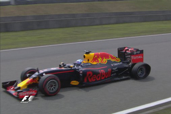 MovioloneF1_Cina2016_Ricciardo