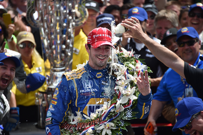 IndyCar2016_Indianapolis500_Rossi_Latte