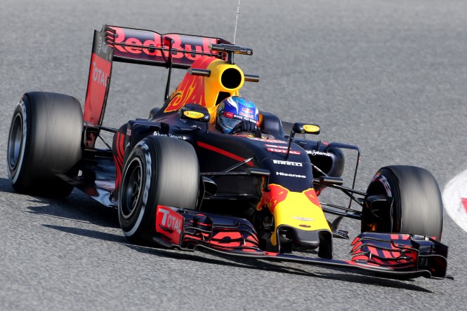 F1 | Test Barcellona 3, day-2, mattina: Verstappen vola! Fuoco lavora sulle gomme