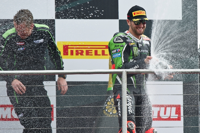 Tom Sykes Podio Donington 2016