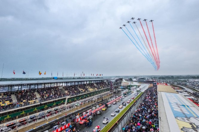 2016-24-Heures-du-Mans-Adrenal-Media-JR-JRP21828_hd