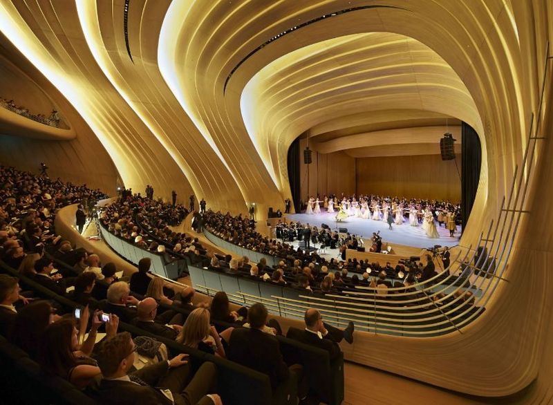 Baku biblioteca auditorium