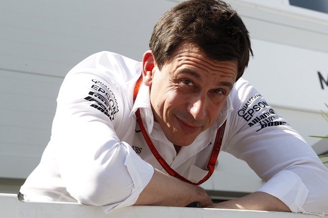 F1 | Wolff avvisa Lewis e Nico: “Sì, lo stop per una gara è un’opzione”