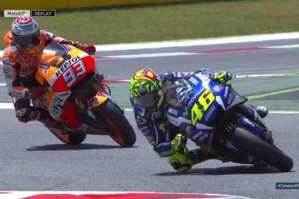 Rossi-Marquez-Barcellona-2016-Catalunya-MotoGP