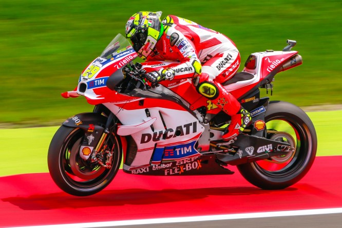 iannone_gp_2126.gallery_full_top_fullscreen (Custom)